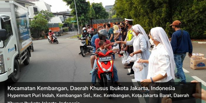 RW 02 Kembangan Selatan Lakukan Giat Berbagi 100 Takjil juga Sembako Selama Bulan Suci Ramadhan