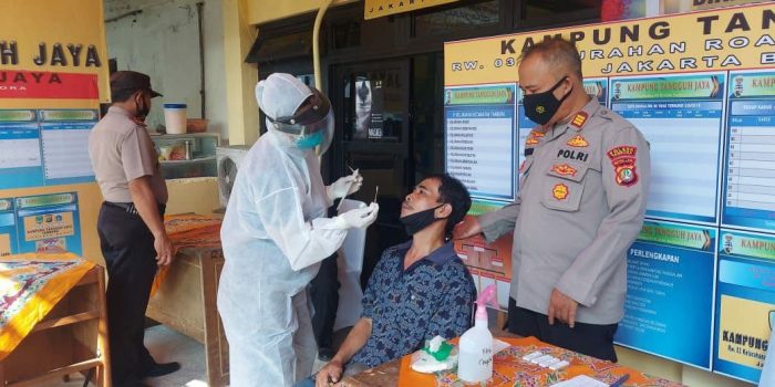 Polsek Tambora Lakukan Giat Swab Antigen dan PCR, 87 Warga di Dua Posko