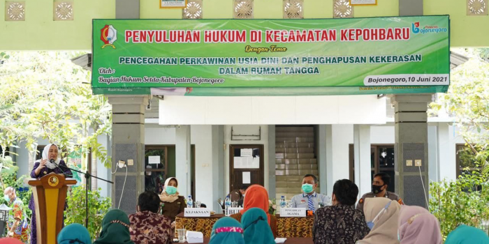 Pemkab Bojonegoro Lakukan Penyuluhan Hukum Untuk Cegah Pernikahan Dini Dan KDRT