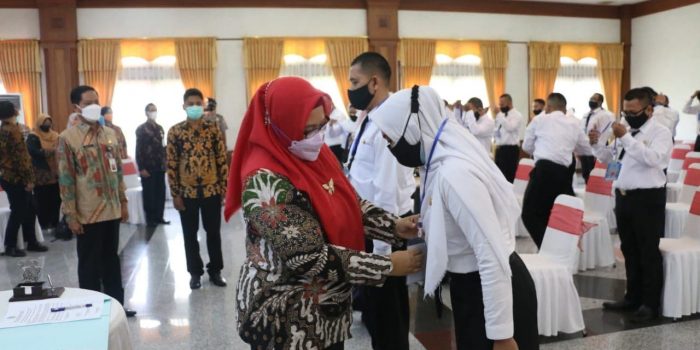 Wabup Gresik Berharap Profesionalisme Tertanam Di Jiwa CPNS