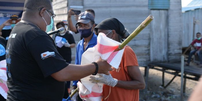 Jakarta – Kementerian Kelautan dan Perikanan (KKP) melalui Direktorat Jenderal Pengelolaan Ruang Laut (Ditjen PRL) melaksanakan kegiatan bersih pantai di Dobo