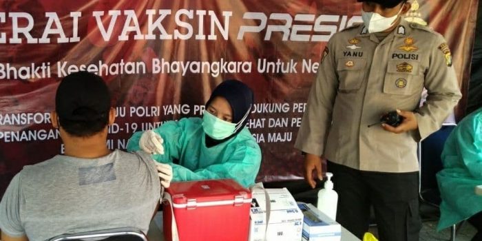 Gerai Vaksin Presisi Polres Kep Seribu Terus Gelar Suntik Vaksin,Bhakti Kesehatan Bhayangkara Untuk Negeri