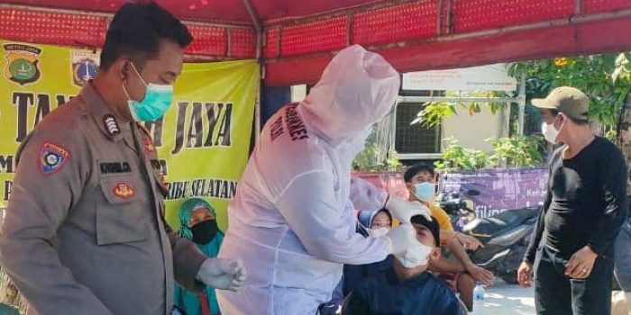 Posko KTJ Pulau Pari Kep Seribu Selatan, 11 Warga Yang Baru Tiba Jalani Testing Swab Antigen