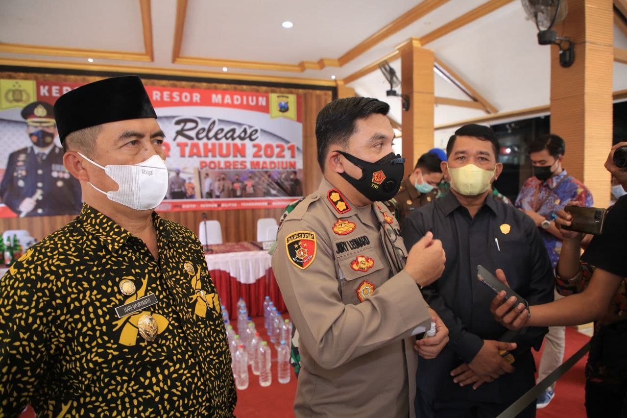 Penghujung Tahun 2021, Polres Madiun Realese Pengungkapan Berbagai Kasus