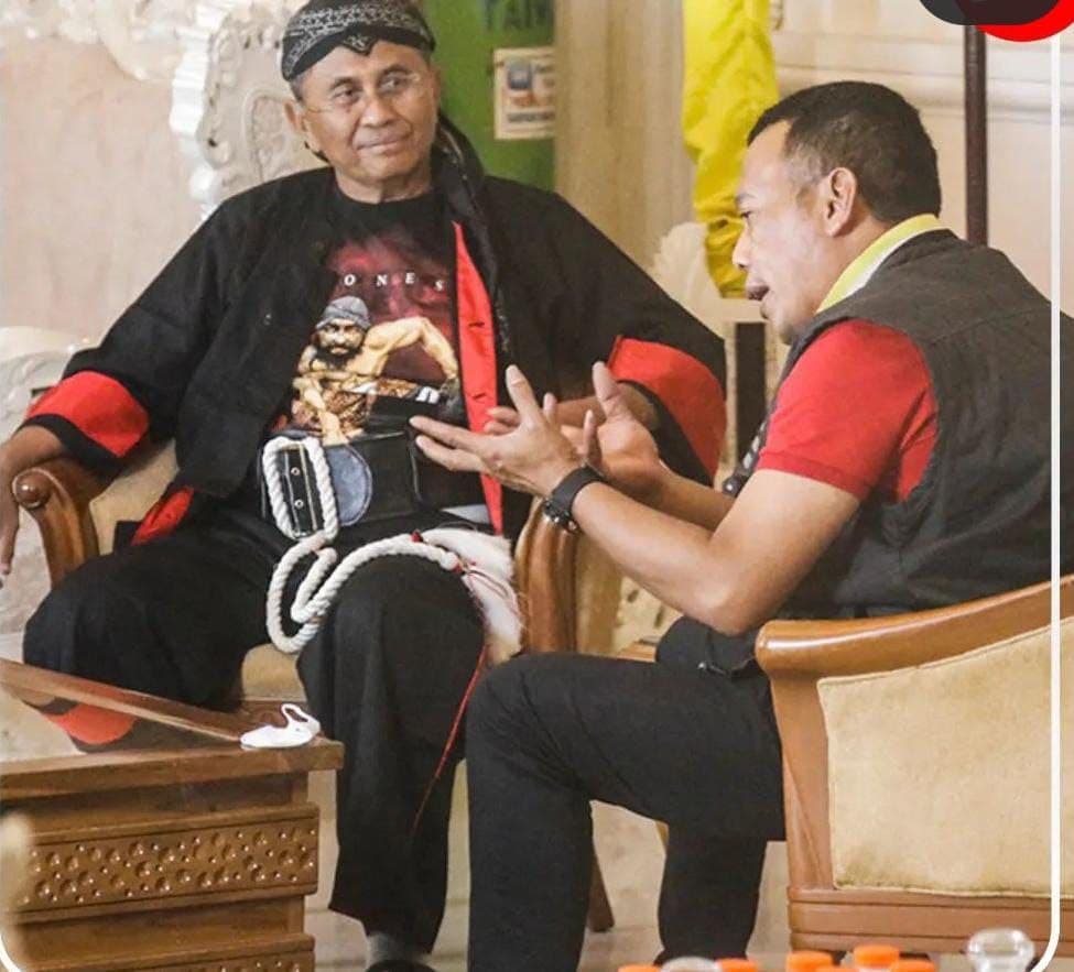 Obrolan Gayeng Bupati Ponorogo Sugiri Sancoko Dengan Mantan Menteri BUMN Dahlan Iskan