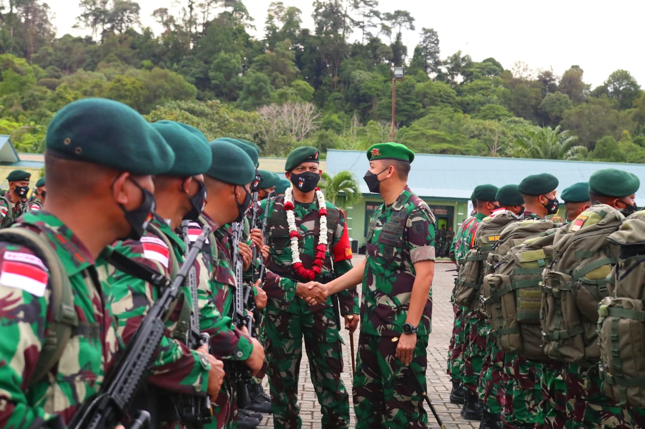 Danbrigif 24/Bulungan Cakti Pimpin Penyambutan Purna Tugas Satgas Yonif Raider 613/Raja Alam