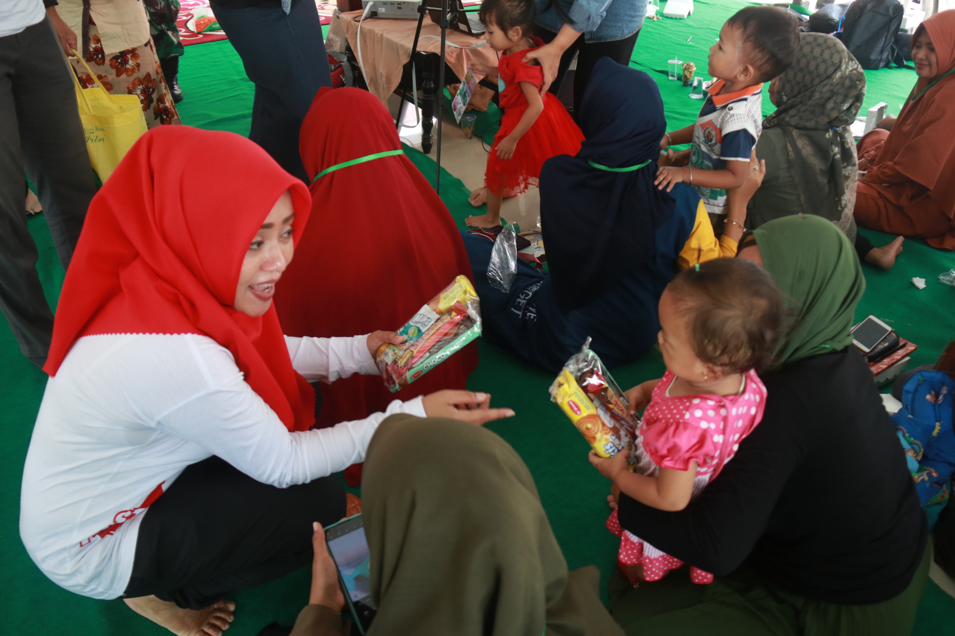 Beri Materi Konsep Diri Positif dan Konsep Pengasuhan Anak, Bupati Ikfina: Anak Adalah Cermin Orang Tua