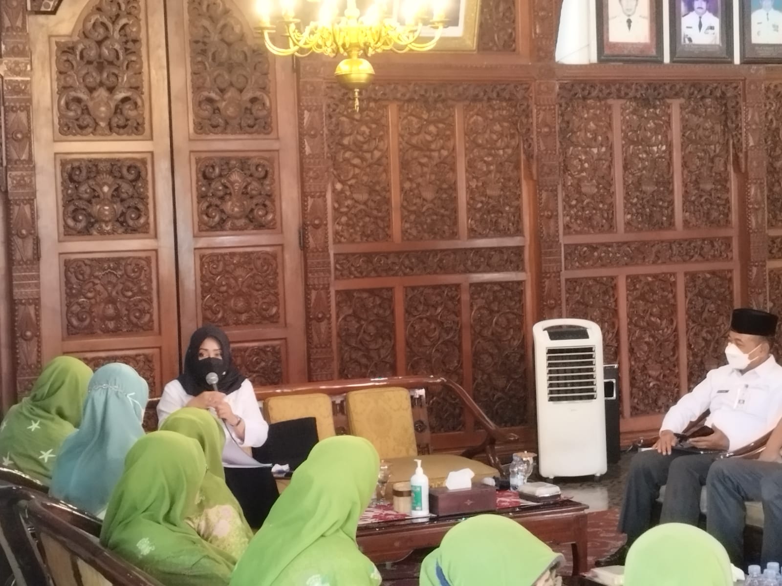 Bupati Ikfina Terima Audiensi PC Muslimat Mojokerto