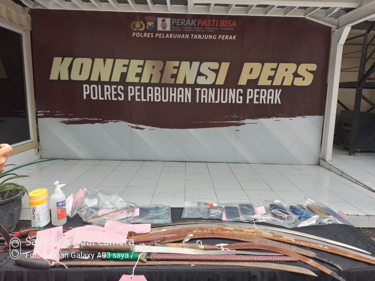 Satreskrim Polres Tanjung Perak Berhasil Bekuk Panglima Geng Guk Guk