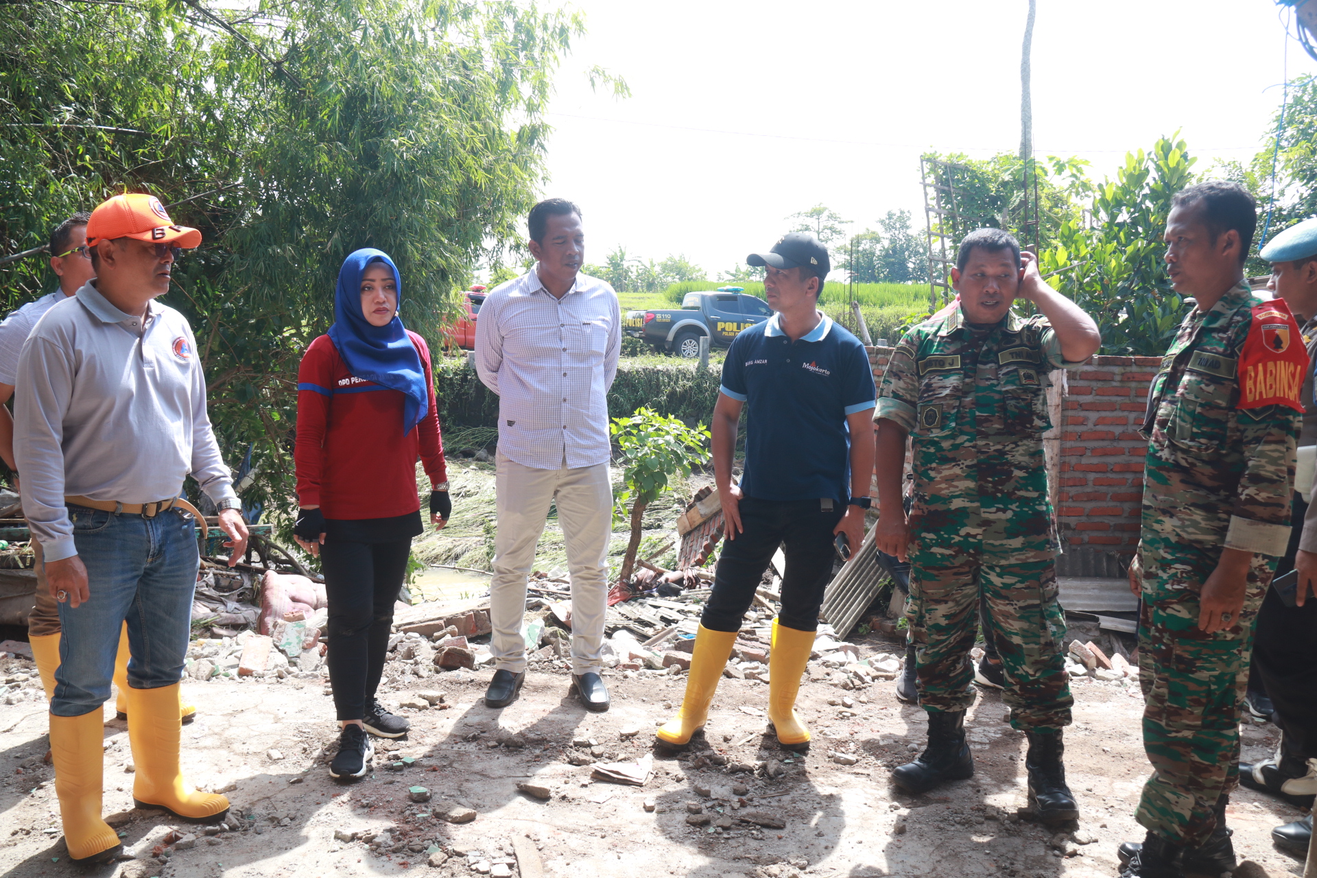 Sejumlah Wilayah Terendam Banjir, Pemkab Mojokerto Respon Cepat Lakukan Pembersihan Sungai dan Perbaikan Tanggul Jebol