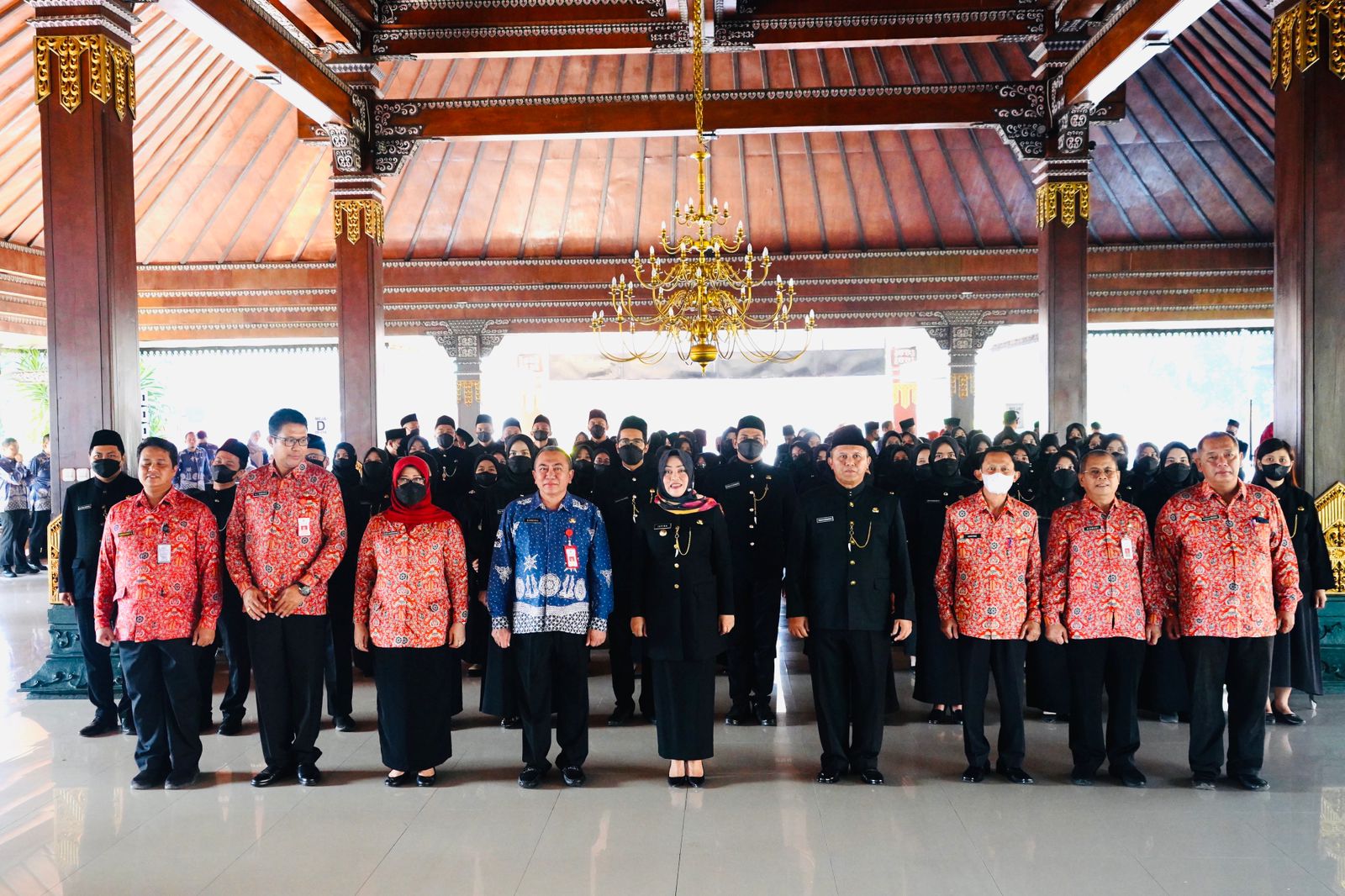 Ambil Sumpah Janji ASN dan Pelatikan Jafung, Bupati Ikfina Harap Jadi Generasi Smart ASN