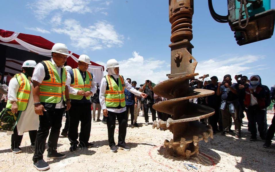 Gubernur Jatim Khofifah Ground Breaking Di Kawasan Gunung Gamping Ponorogo