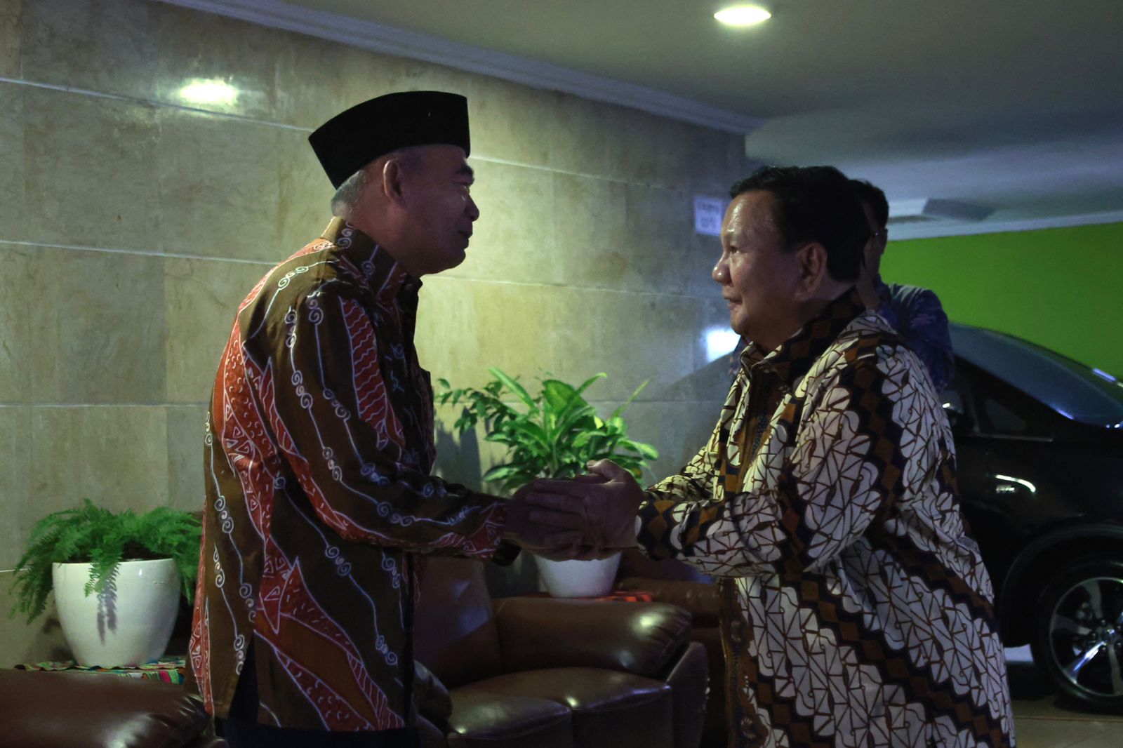 Menhan Prabowo Silaturahmi ke Menko Mahfud MD dan Muhadjir Effendy