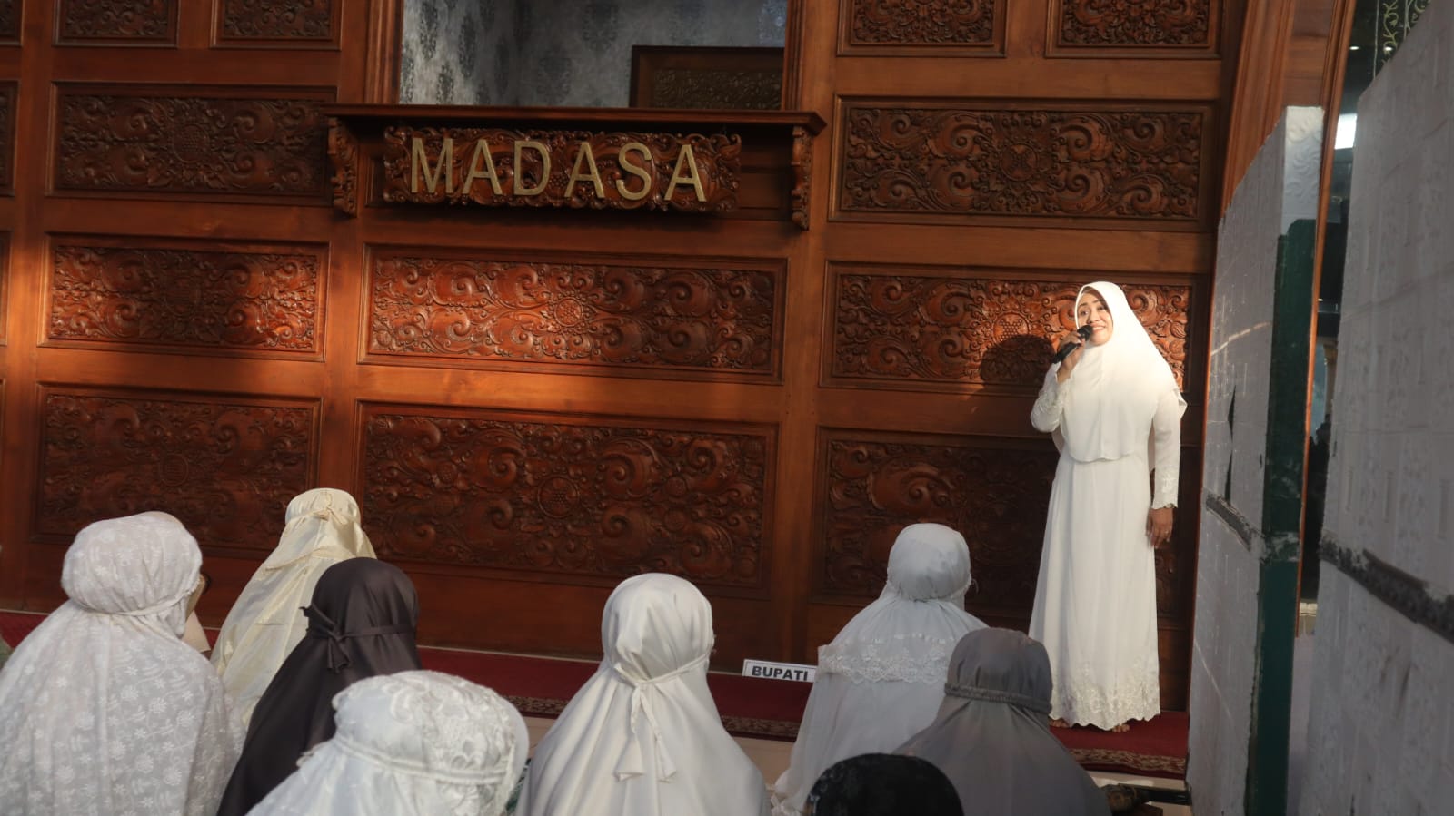 Salat Idul Fitri 1444 Hijriah di Masjid Agung Darussalam, Ini Pesan Bupati Ikfina