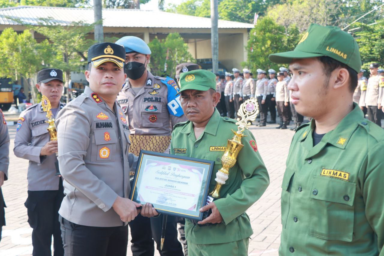 Polres Nganjuk Gelar Apel Ketua Satkamling, Kapolres Nganjuk : Harus Bisa Menjadi Cooling System