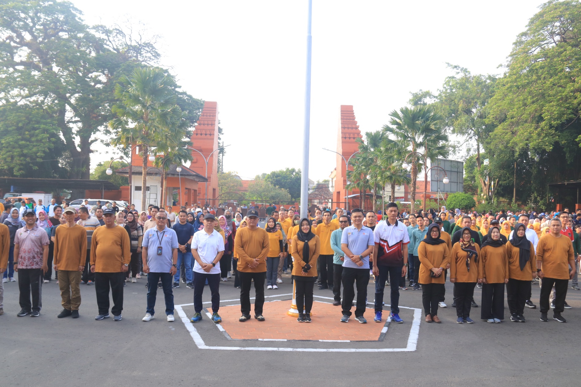 Peringati HUT Korpri Ke-52, DP Korpri Kabupaten Mojokerto Gelar Rangkaian Kegiatan Sosial-Lomba Olahraga