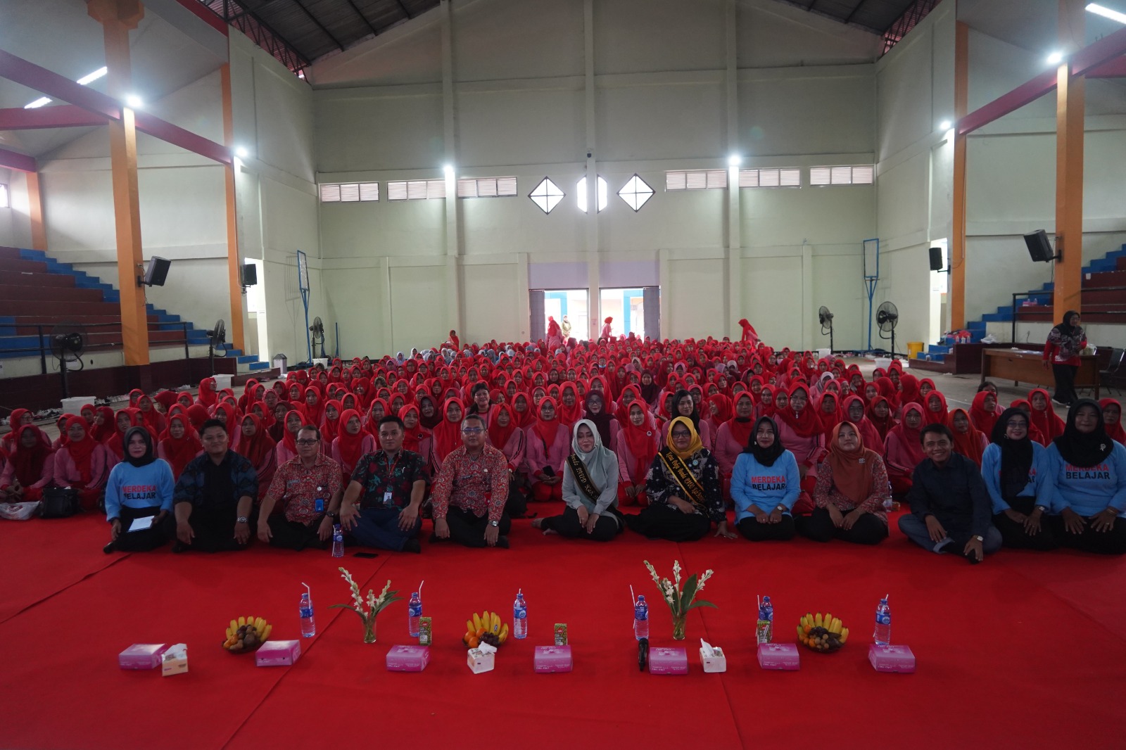 Hadiri Pelatihan Ice Breaking dan Teknik Mendongeng, Bupati Ikfina : mendongeng adalah kegiatan yang menambah pengetahuan dan kosakata bagi anak