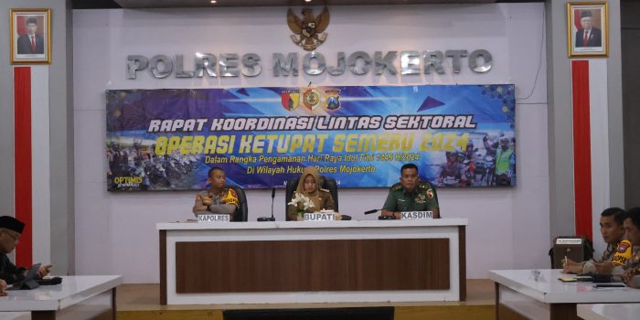 Wujudkan Kelancaran dan Ketertiban Hari Raya Idul Fitri 1445 Hijriah, Bupati Ikfina Hadiri Rakor Lintas Sektoral di Polres Mojokerto