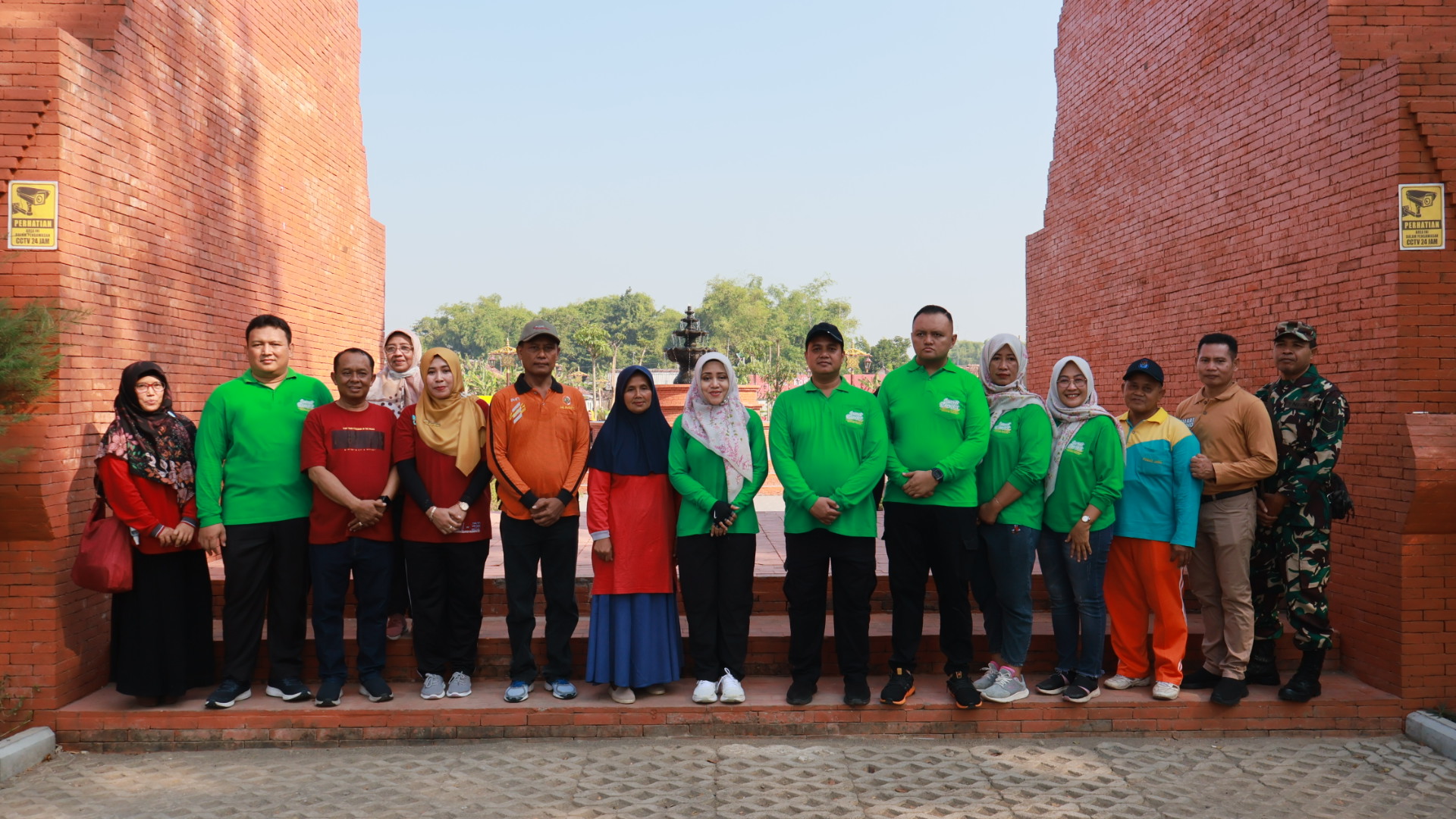 Upaya Tingkatkan Kesehatan Secara Berkala Para ASN, Pemkab Mojokerto Gelar Jum'at Bangkit