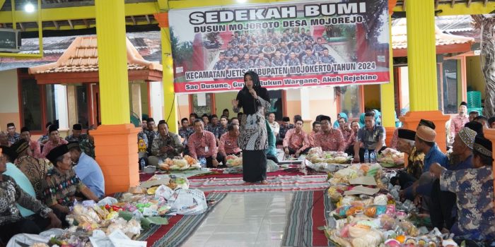 Ruwah Dusun Mojoroto, Bupati Ikfina Komit Bangun Kabupaten Mojokerto Melalui Desa