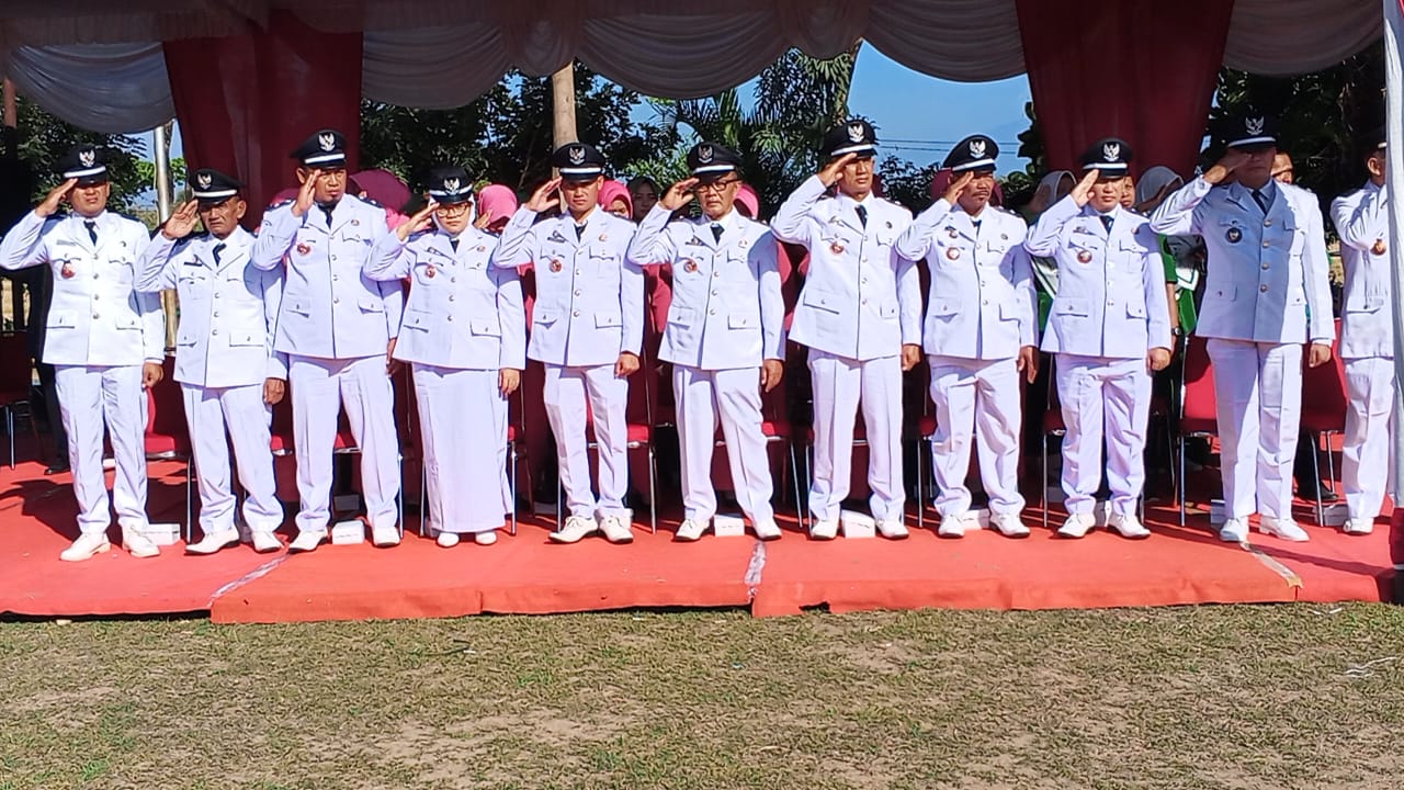 Detik-Detik Proklamasi HUT RI ke 79 Kecamatan Dolopo Diiringi Bunyi Sirine Selama 60 Detik